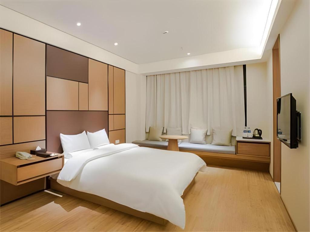 Ji Hotel Shanghai Hongqiao Yan'An XI Road Eksteriør billede